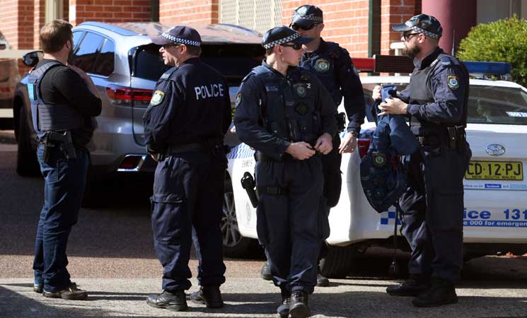 الشرطة الاسترالية تطلق سراح احد الموقوفين في قضية مخطط تفجير طائرة