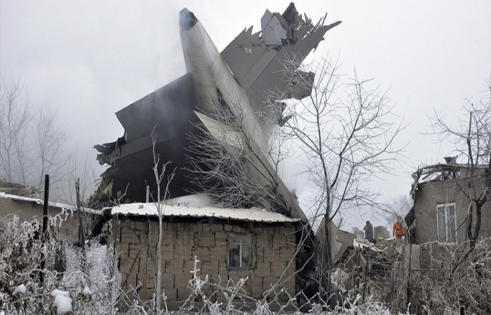 مقتل 30 شخصا في تحطم طائرة شحن تركية بقرغيزستان