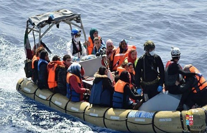 انقاذ 4400 مهاجر في البحر المتوسط في يومين