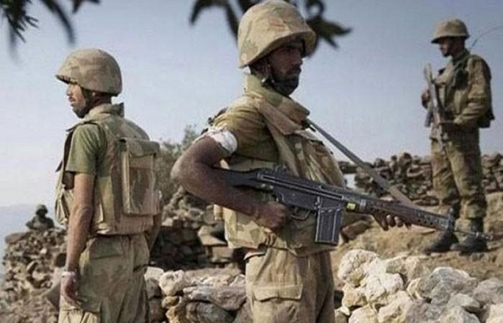 مقتل أربعة مسلحين باشتباكات مع قوات الأمن جنوب غربي باكستان