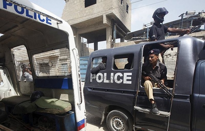 استشهاد عنصري أمن بهجوم مسلح على دورية للشرطة في كراتشي