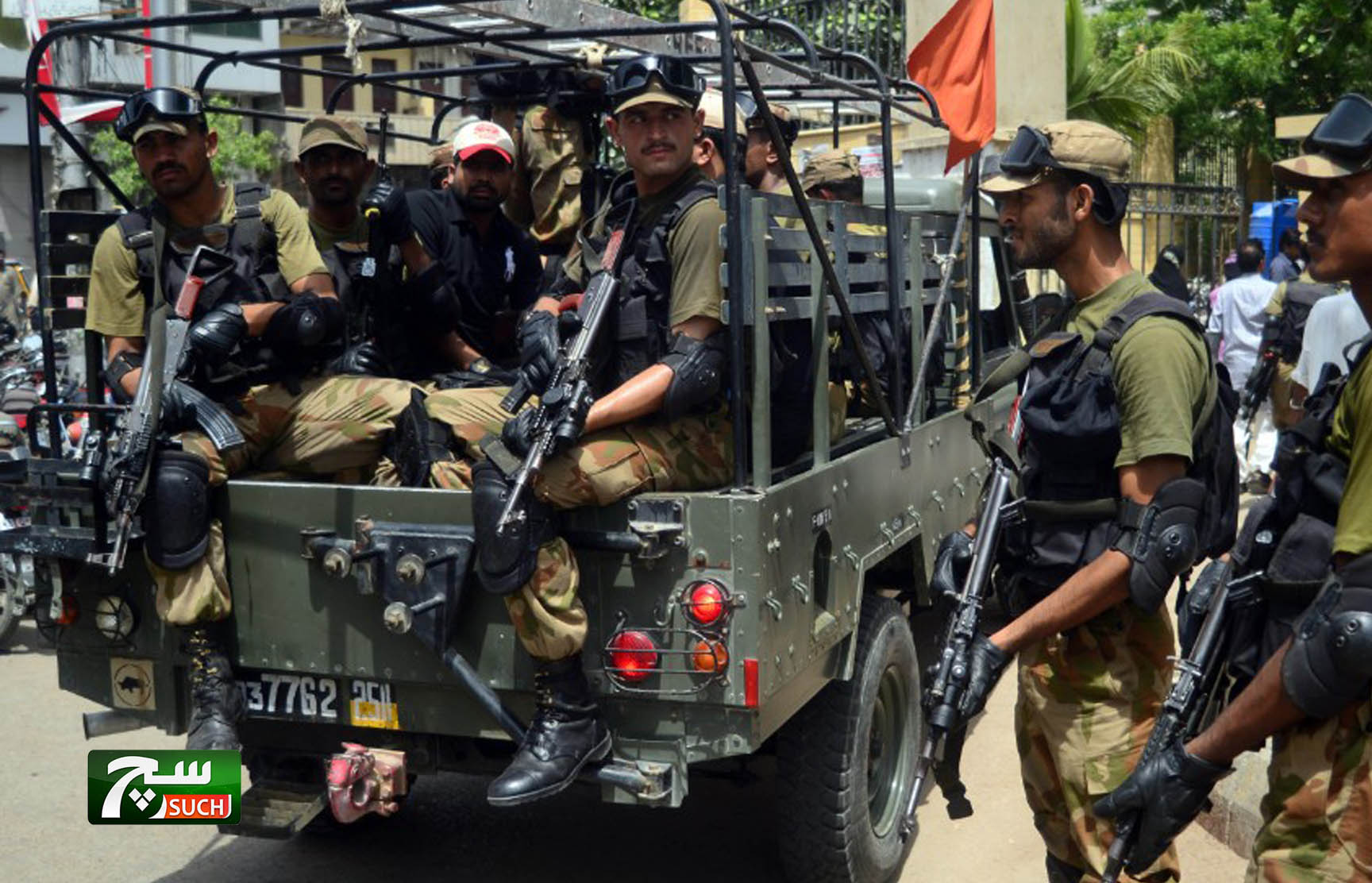  الأمن الباكستاني يعتقل ستة إرهابيين على صلة بالهجوم على جامعة الزراعة في بيشاور