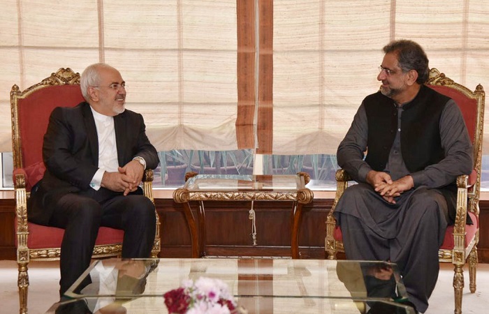 رئيس الوزراء الباكستاني يؤكد على رفع حجم التبادل التجاري بين باكستان وإيران إلى 5 مليار دولار أمريكي
