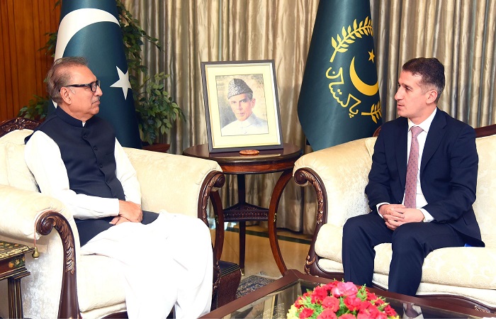 السفير آذربيجان لدى باكستان يلتقي الرئيس الباكستاني 