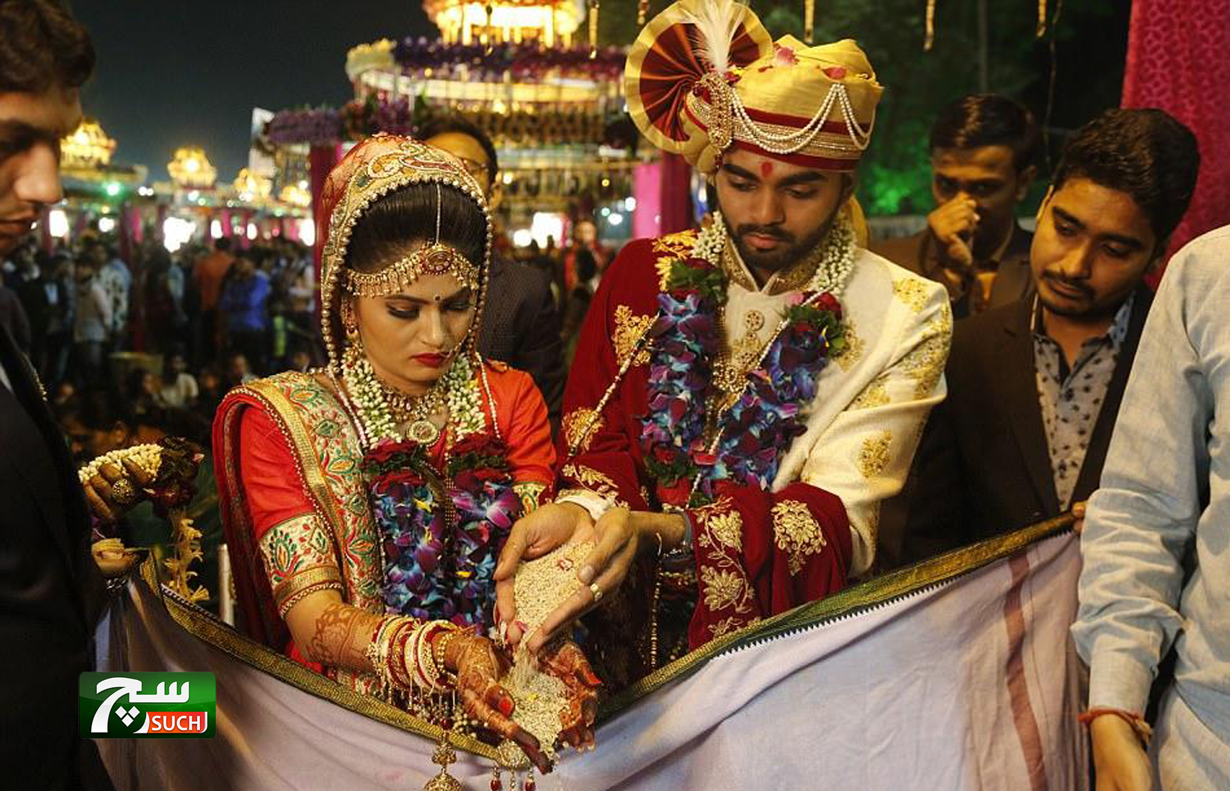 حفل الزفاف الجماعي للهندوس.. من العادات الهندوسية في باكستان