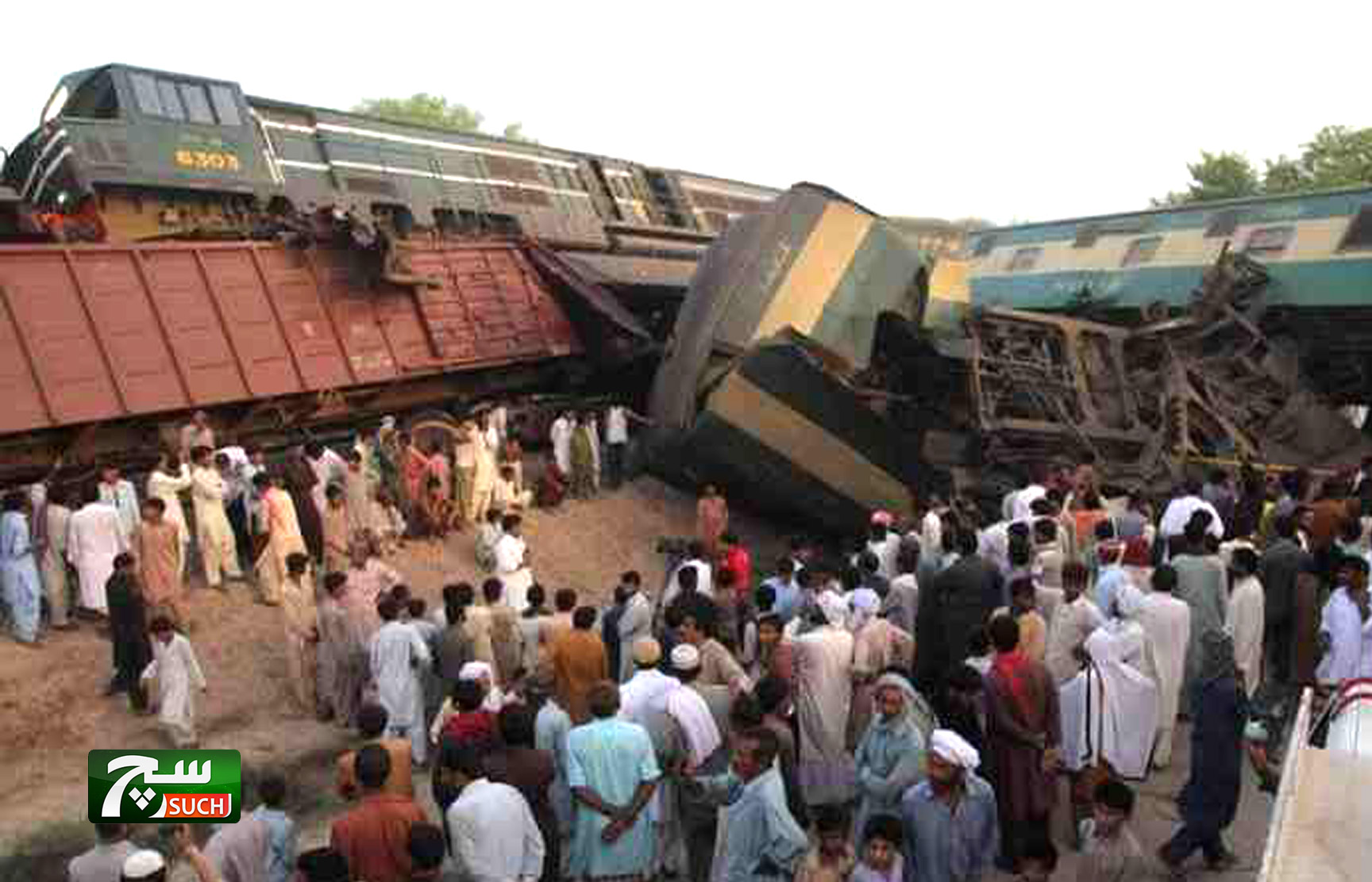 ارتفاع حصيلة حادث قطار باكستان إلى 21 قتيلاً و89 جريحاً