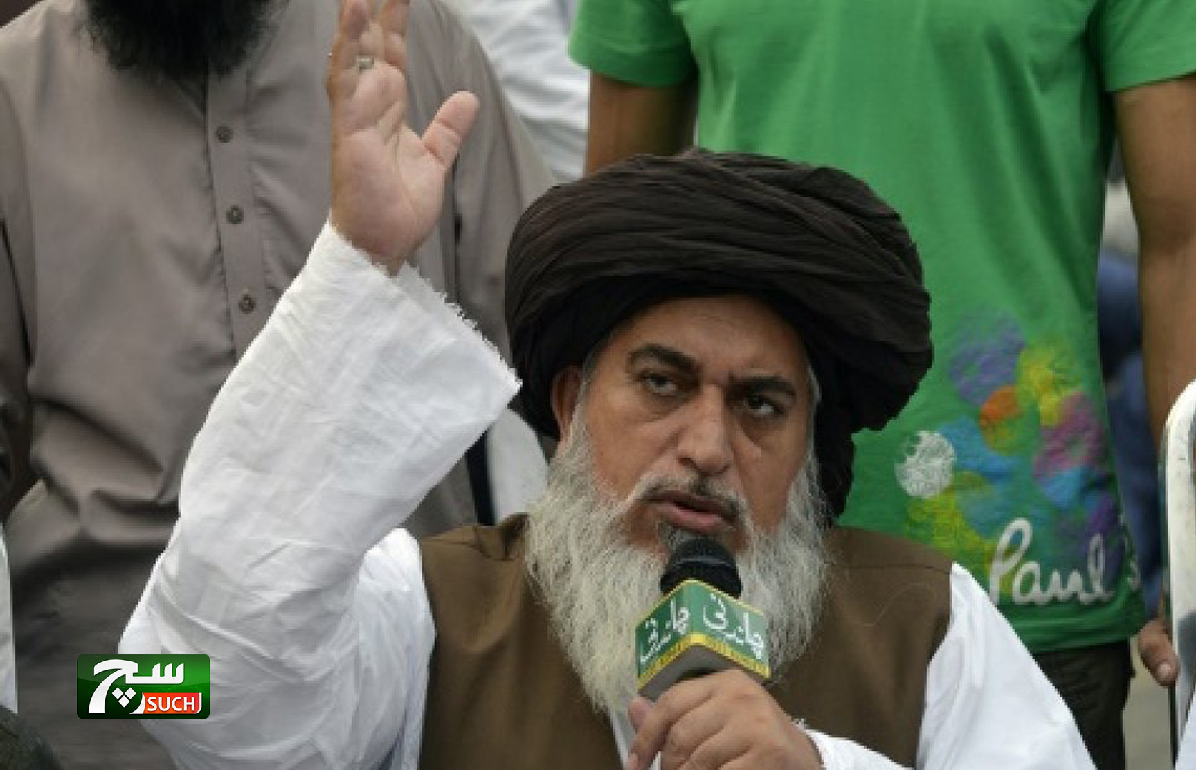 الافراج عن زعيم حزب إسلامي يقف وراء التظاهرات العنيفة ضد آسيا بيبي في باكستان