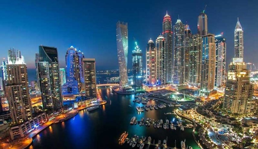 أزمة كورونا تعصف بقطاع السياحة في دبي وتحطمه