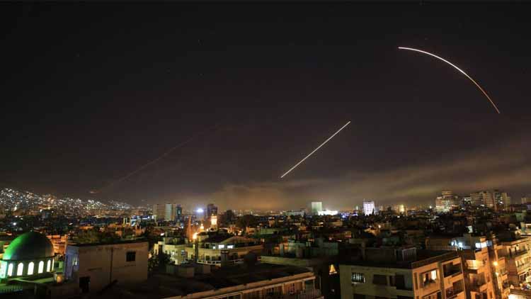 الدفاعات الجوية السورية تتصدى لعدوان صهيوني على اللاذقية