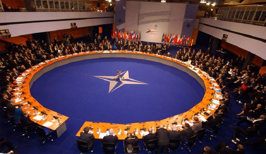 موسكو: الناتو للخراب أكثر منه للسلام