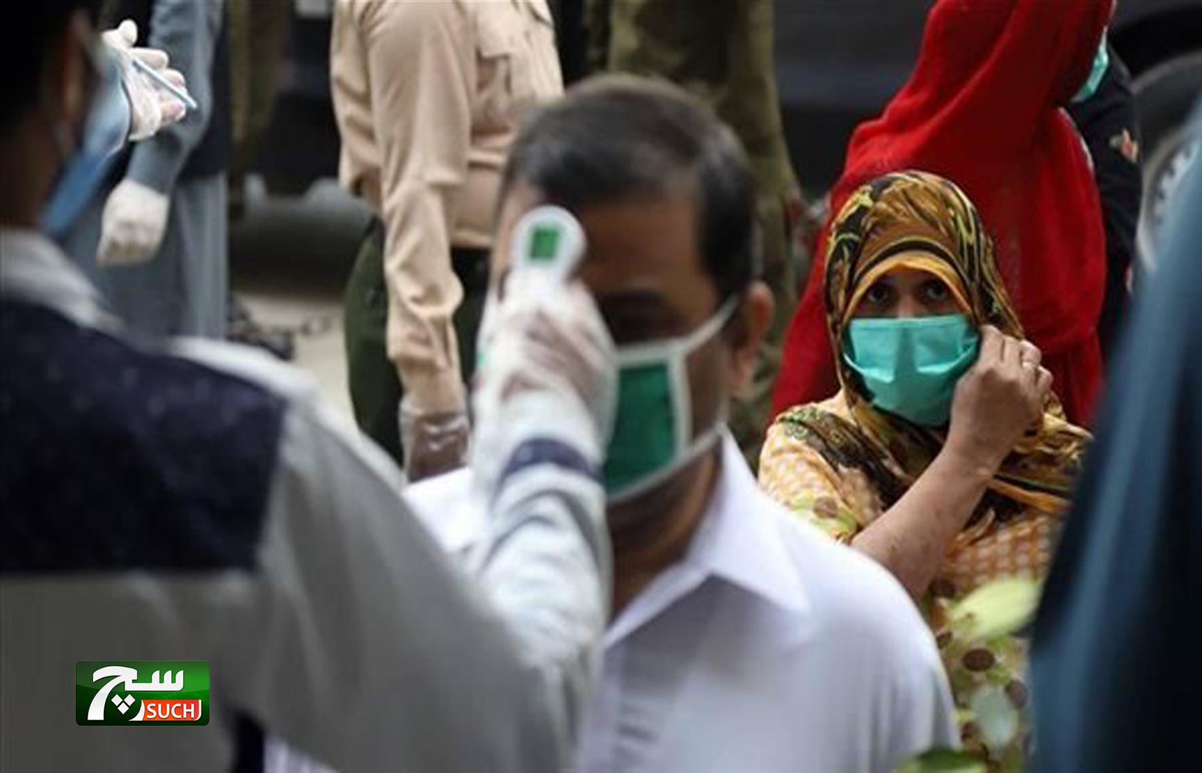باكستان تفرض إغلاقا جزئيا مع ارتفاع الإصابات بسبب سلالة دلتا