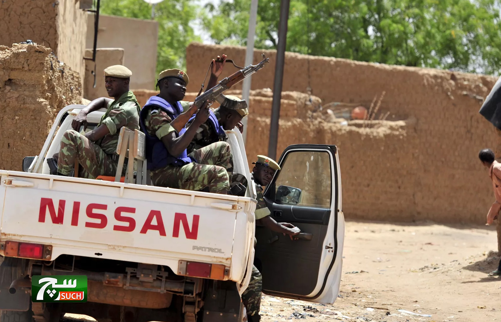 سماع دوي إطلاق نار وسط عاصمة بوركينا فاسو بعد يوم من انقلاب عسكري جديد