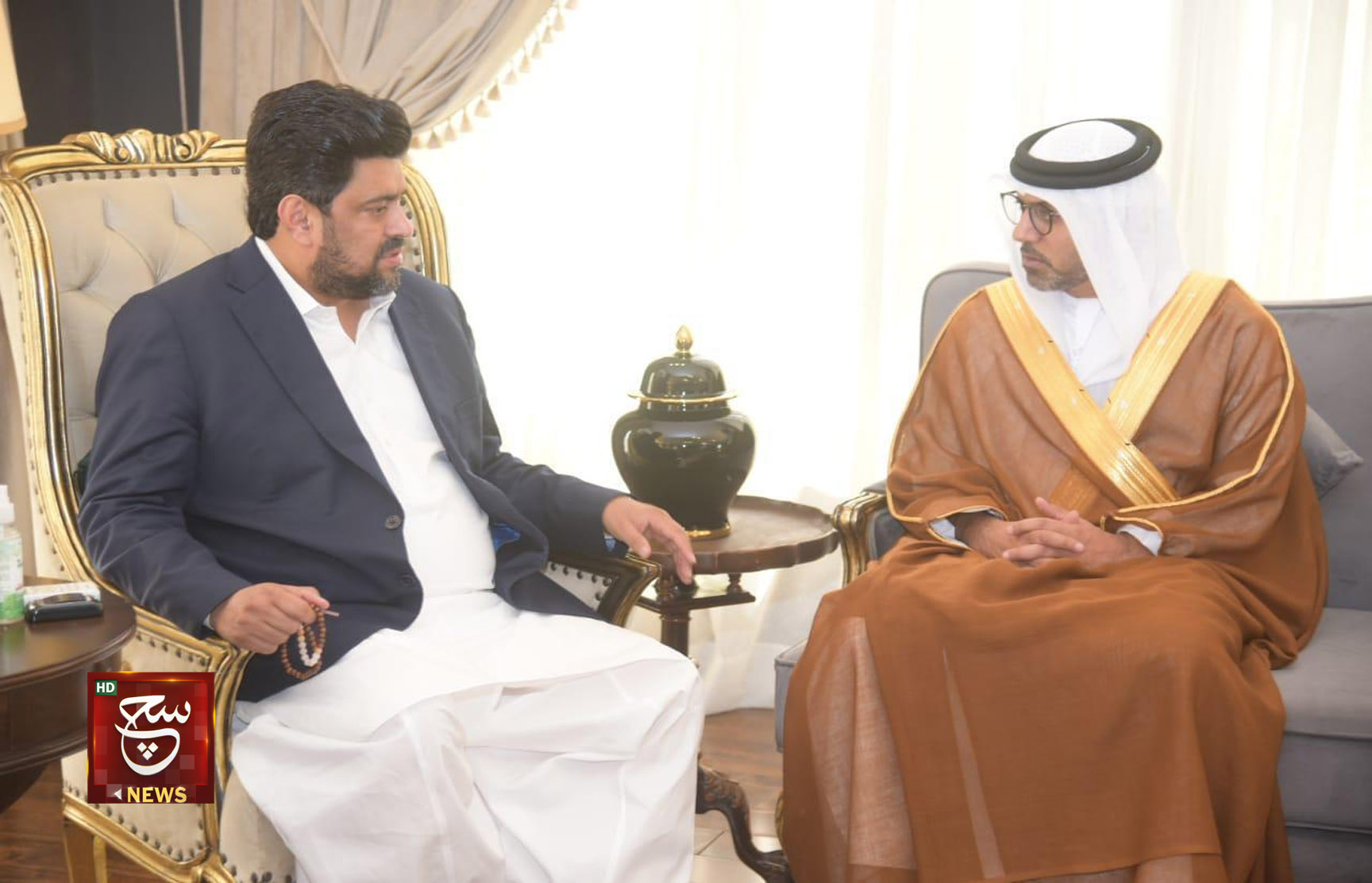 سفير الإمارات في باكستان يلتقي رئيس وزراء وحاكم إقليم السند