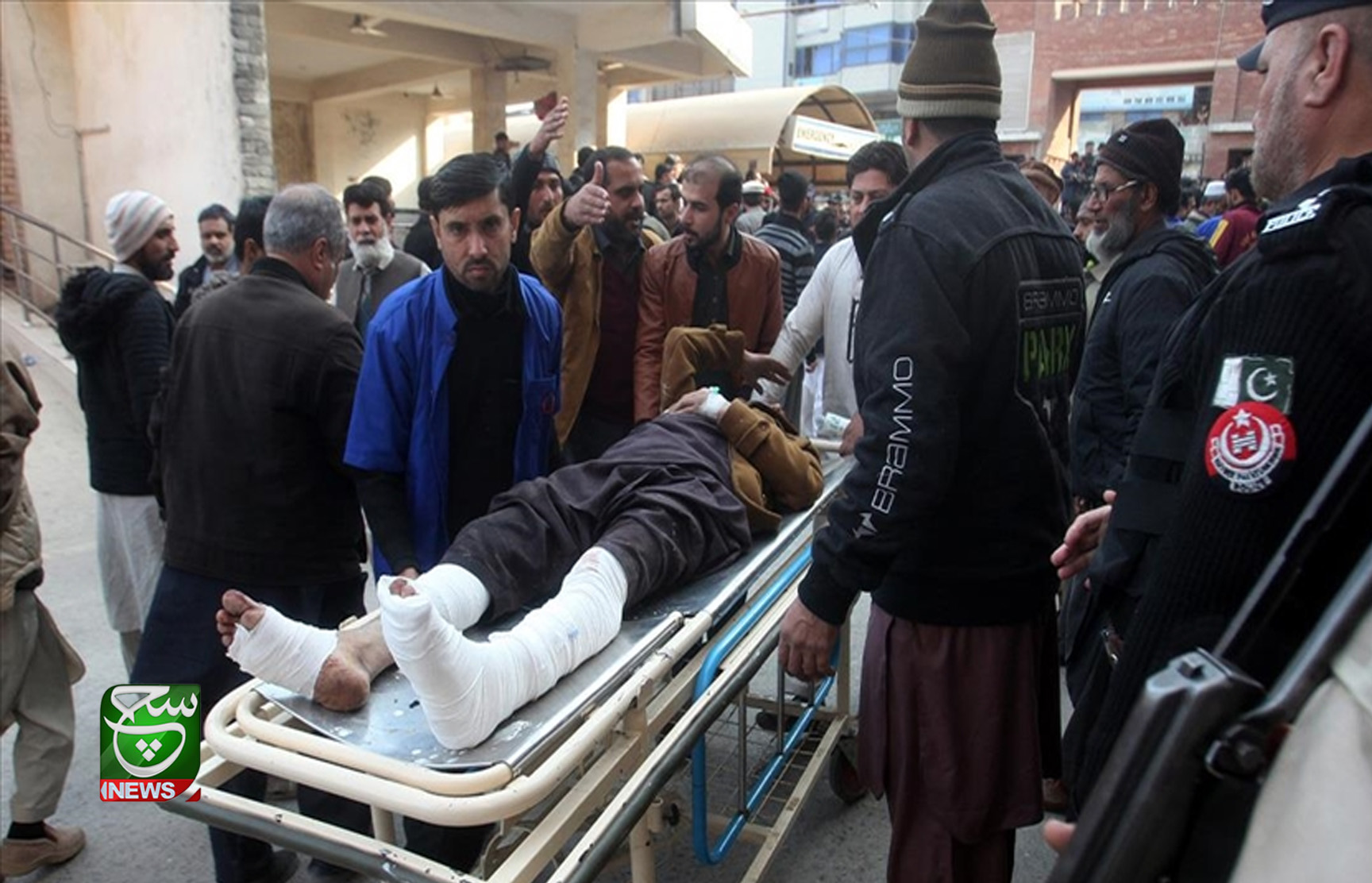 باكستان.. ارتفاع حصيلة شهداء تفجير مسجد بيشاور إلى 93 شهيداً 