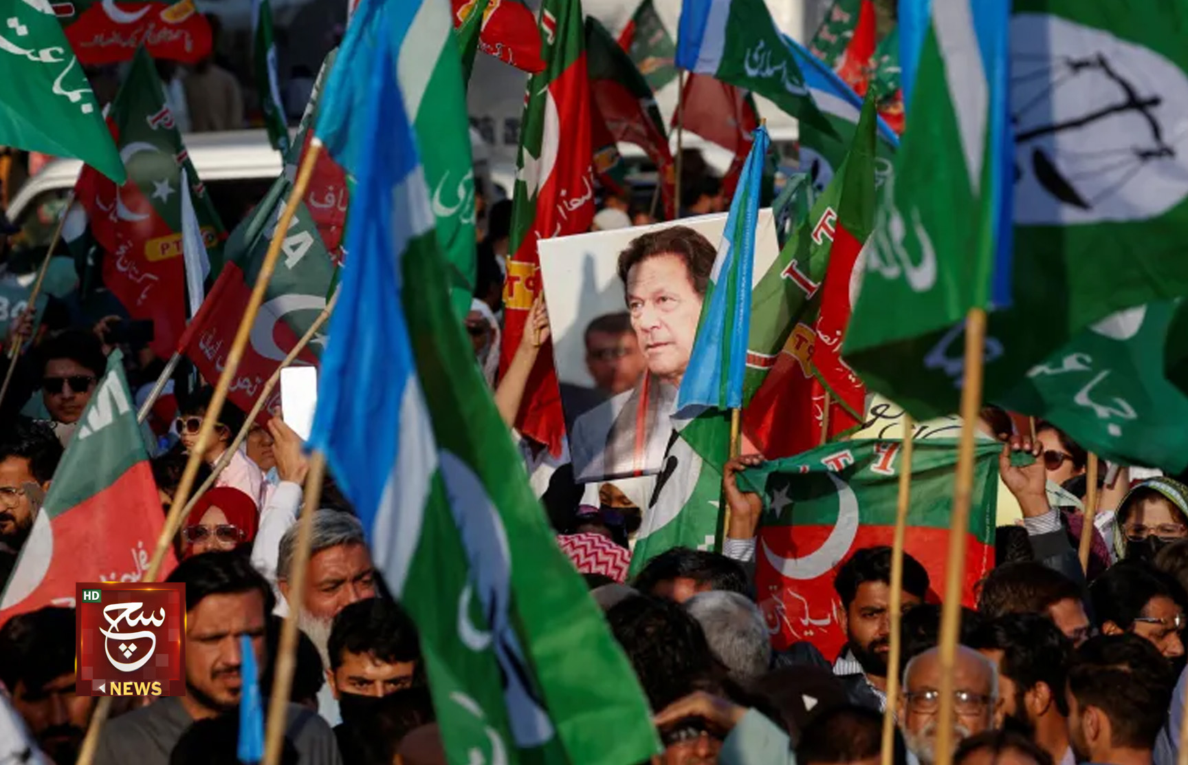 فايننشال تايمز: باكستان تغرق في فراغ السلطة وضربة تاريخية للمؤسسة العسكرية