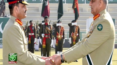 باكستان تعيّن قائداً جديداً للجيش في ظل الأزمة بين الحكومة وعمران خان وتهديدات جماعات مسلحة