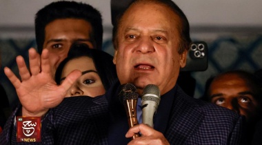 باكستان تهدأ بعد اختيار شهبار شريف رئيساً للوزراء