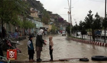 الفيضانات تدمر 70 مدرسة في باكستان وتحرم 80 ألف طفل من التعليم